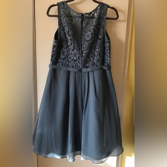 Dress - Picture 2 of 3